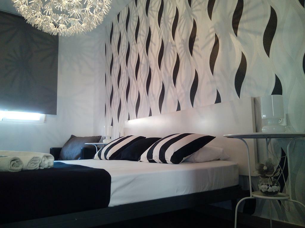 Los Amigos Hostel Madrid Eksteriør billede